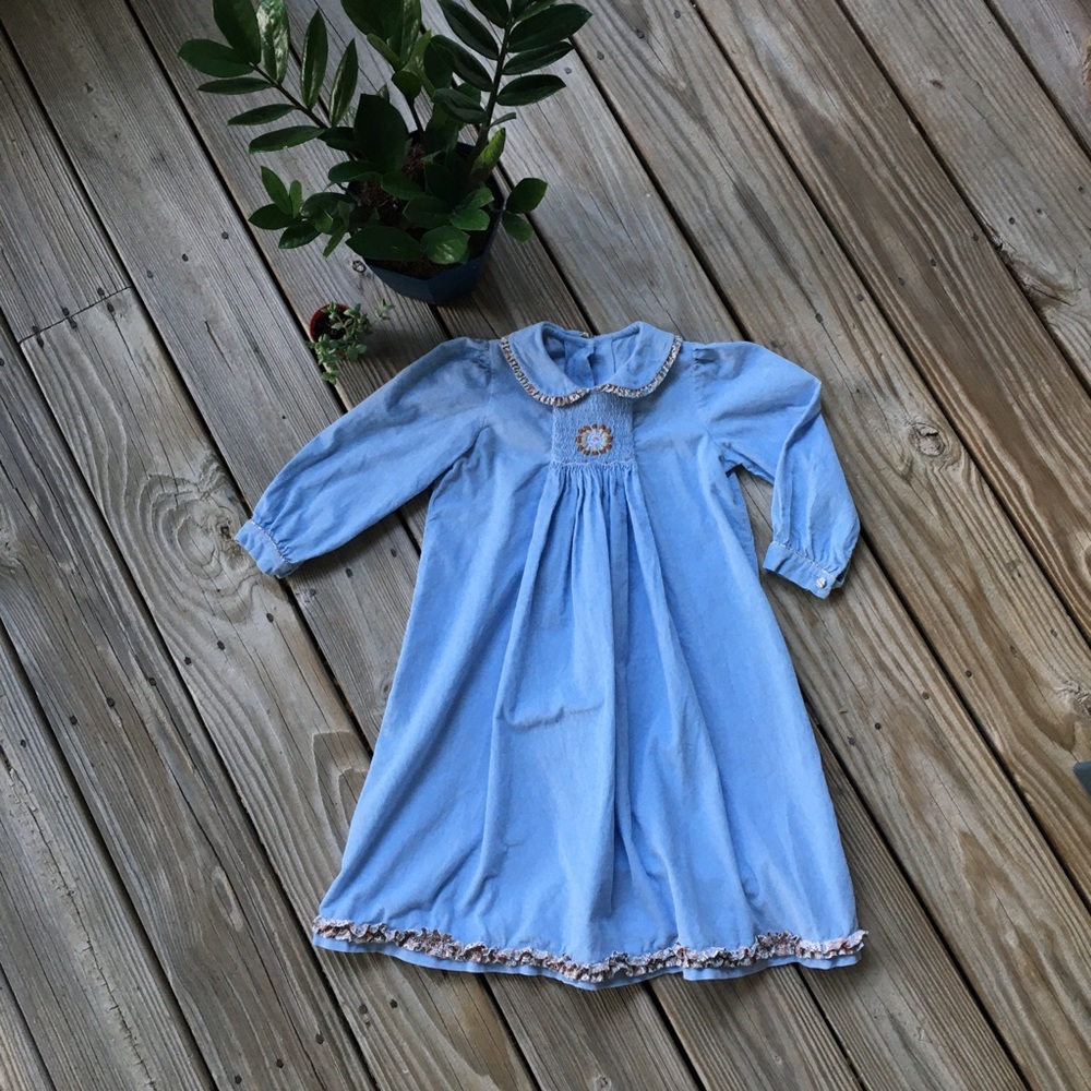 Zuccini corduroy dress with smocking girls size 4